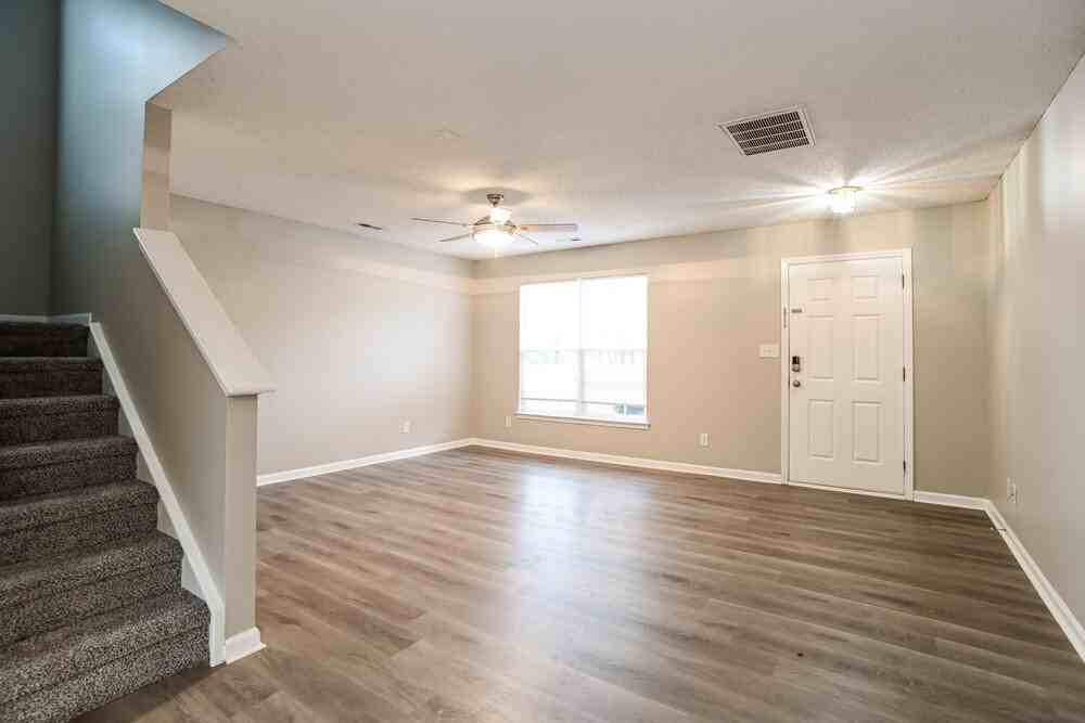 14327 O Casey Ln - Photo 4 of 17