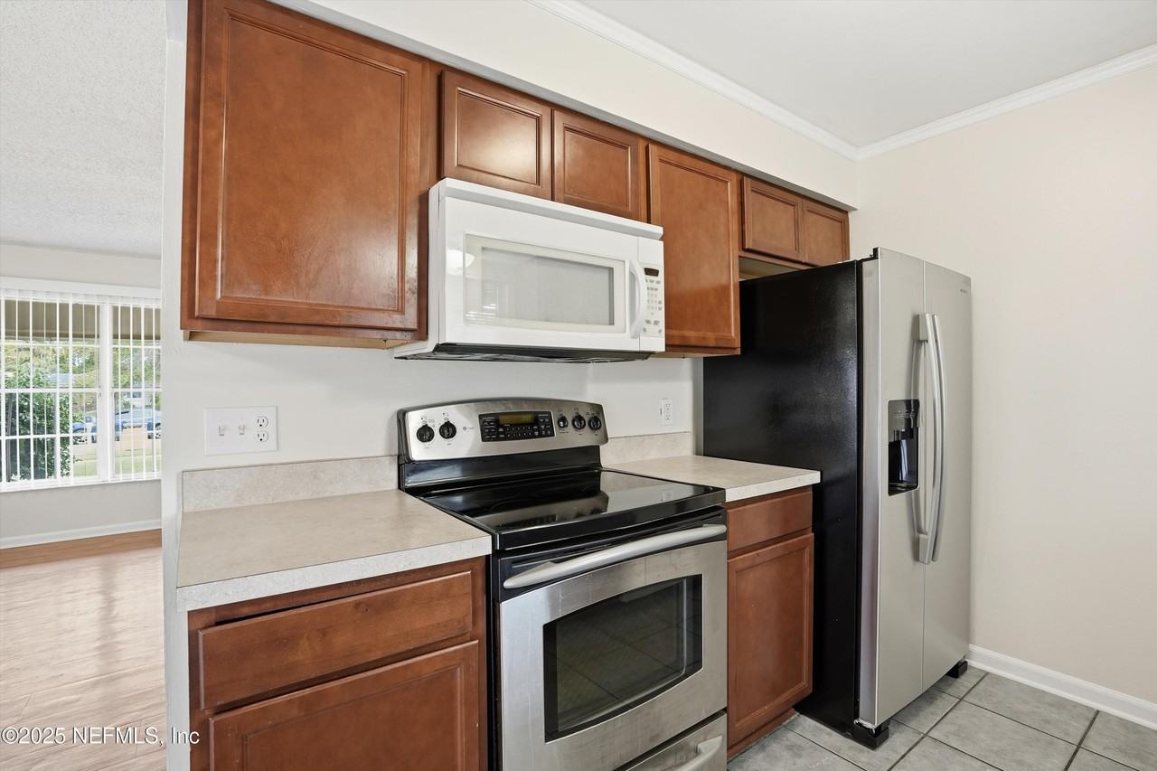 8362 Kipling Ct - Photo 6 of 21