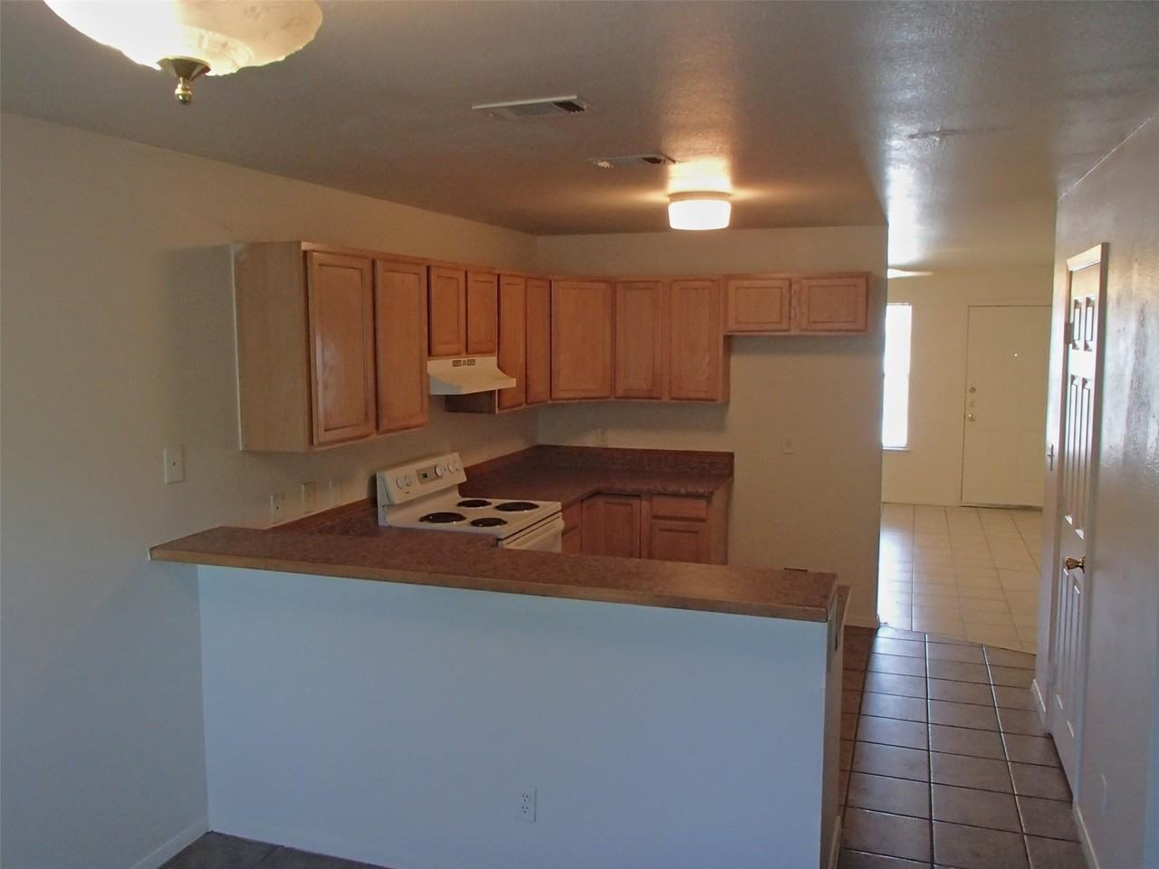 2202 Katy Ln Unit A - Photo 2 of 9