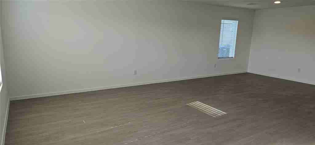 3107 Kleinbrook Way - Photo 7 of 40