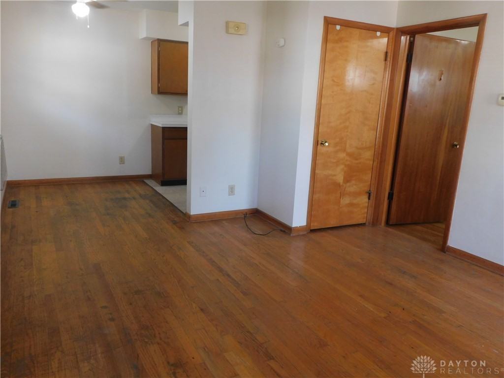 1226 Kemper Ave ##A - Photo 5 of 10