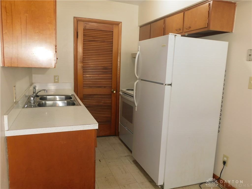 1226 Kemper Ave ##A - Photo 7 of 10