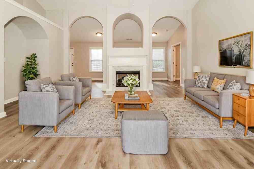 949 Simonton Glen Dr - Photo 5 of 20