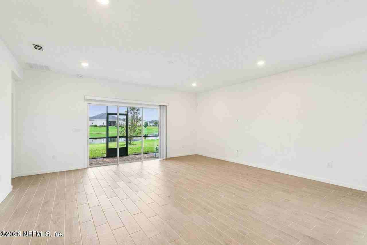 2630 Seasons Rd - Photo 7 of 23