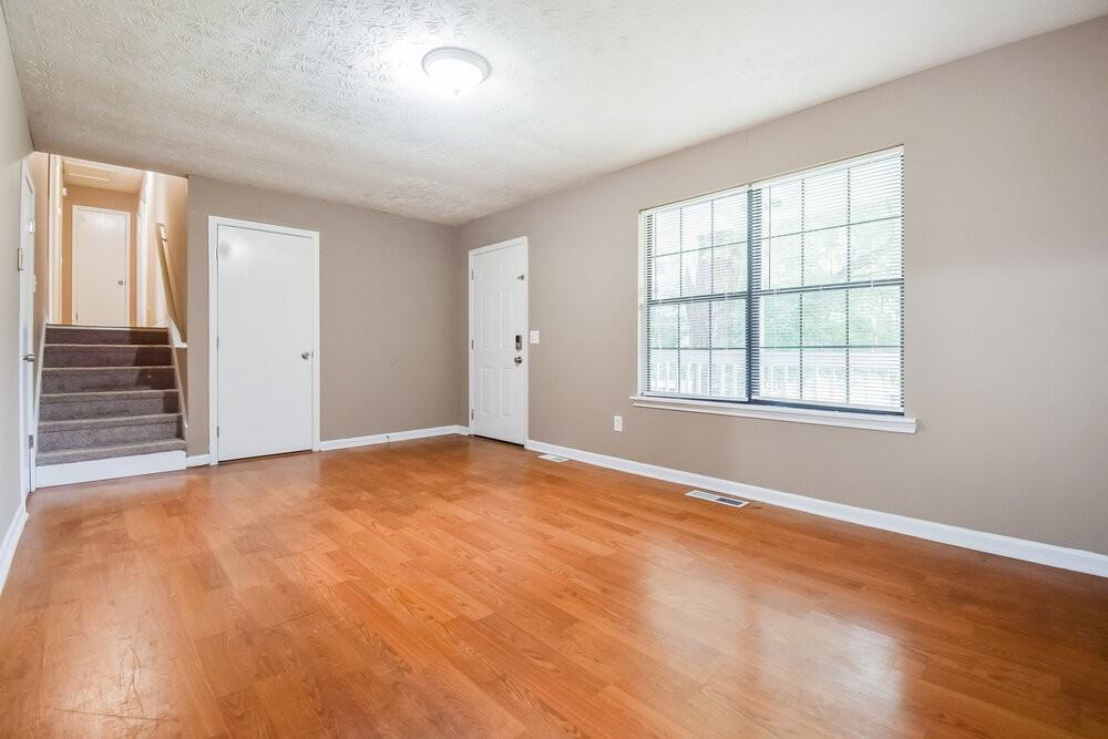 2187 Chestnut Bnd - Photo 5 of 17