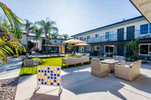 featured image of 294 Ballantyne St