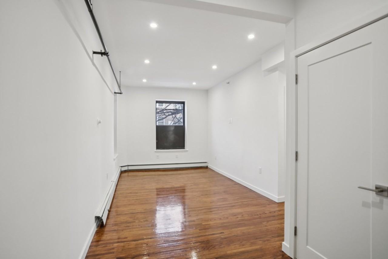 329 Park Holdings LLC - Photo 3 of 29