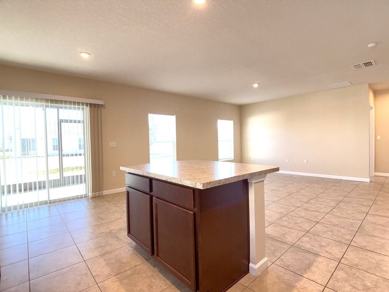 1481 Haines Dr - Photo 5 of 28