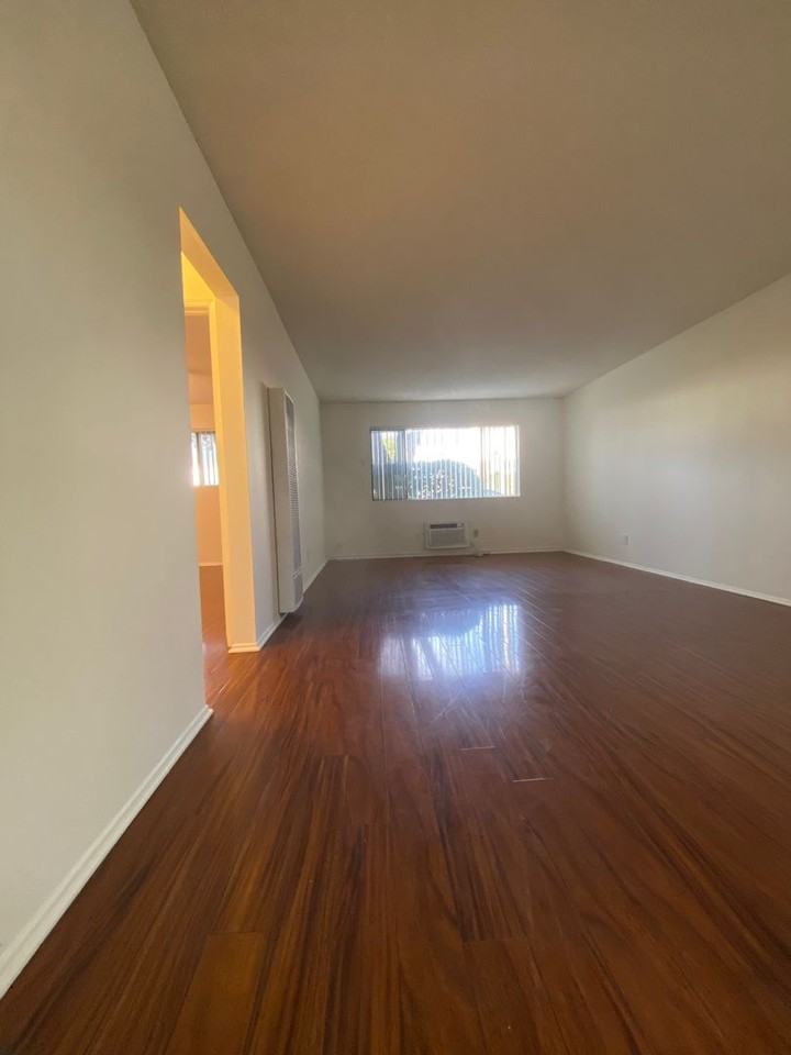 ALTA - Photo 7 of 34