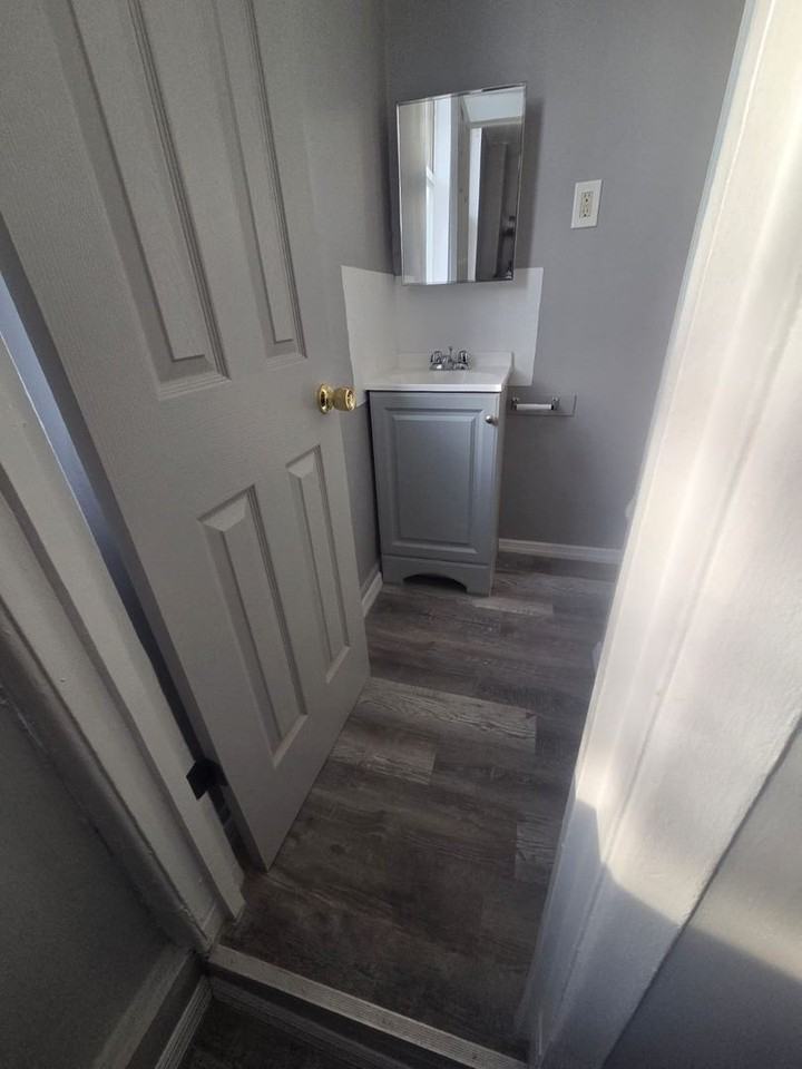 23 Monroe St - Photo 3 of 14