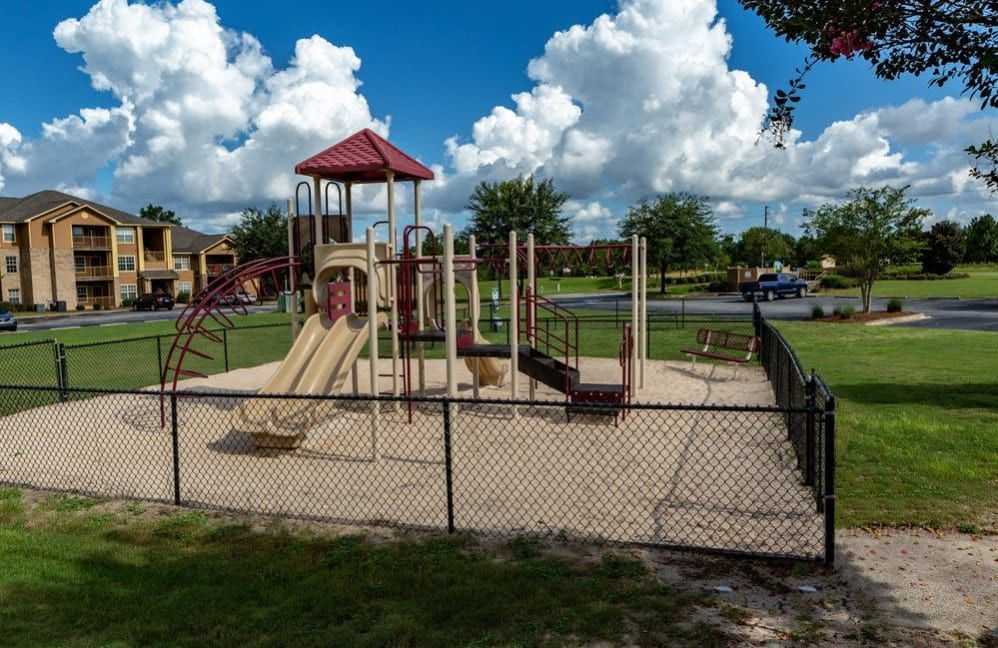 ADDISON PLACE - Photo 7 of 18