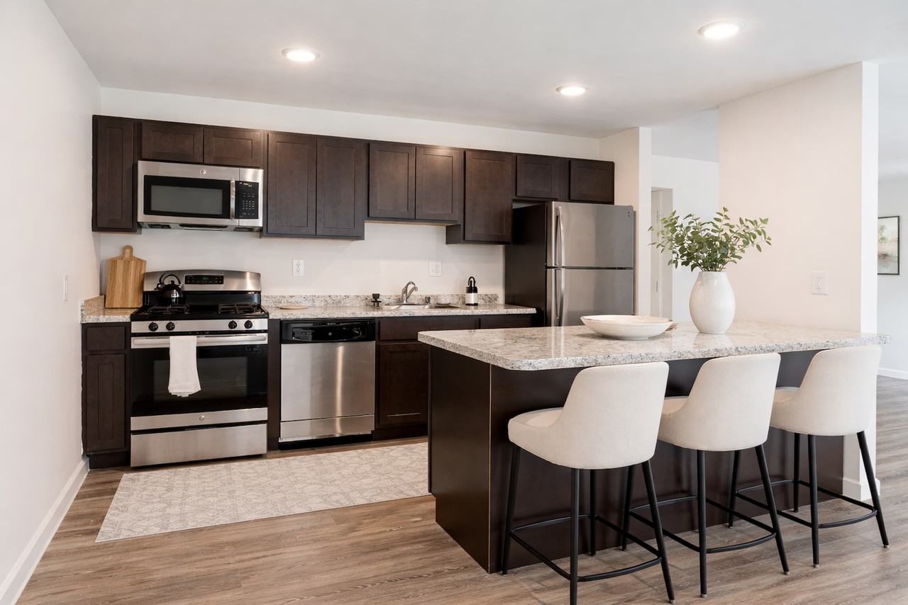 Oakland Hills - Photo 2 of 23