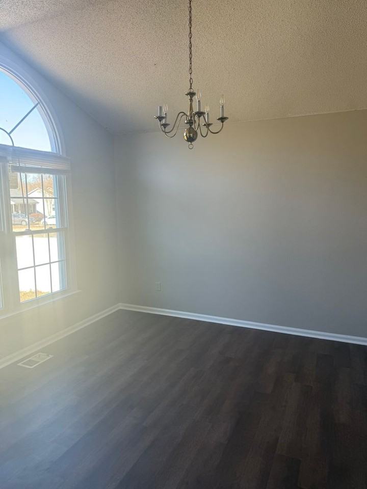 2805 Bears Creek Rd - Photo 3 of 5