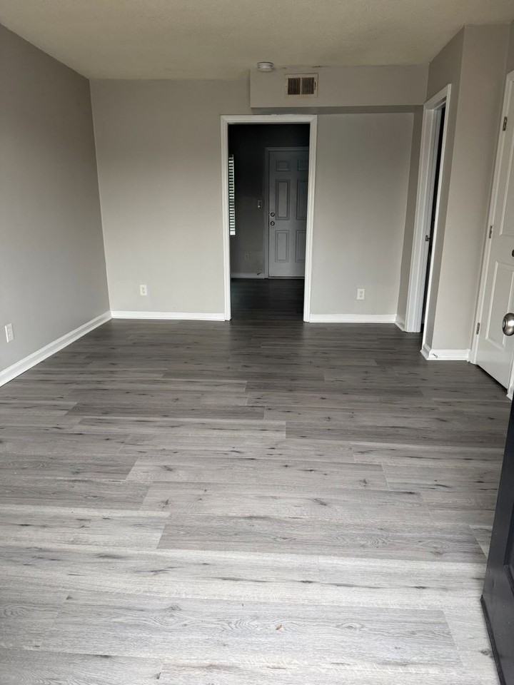 4401 Hovis Rd #2 - Photo 4 of 8