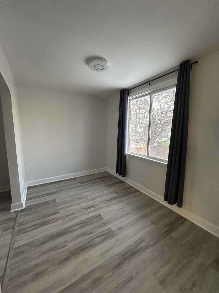 850 Winnipeg Ave - Photo 4 of 21