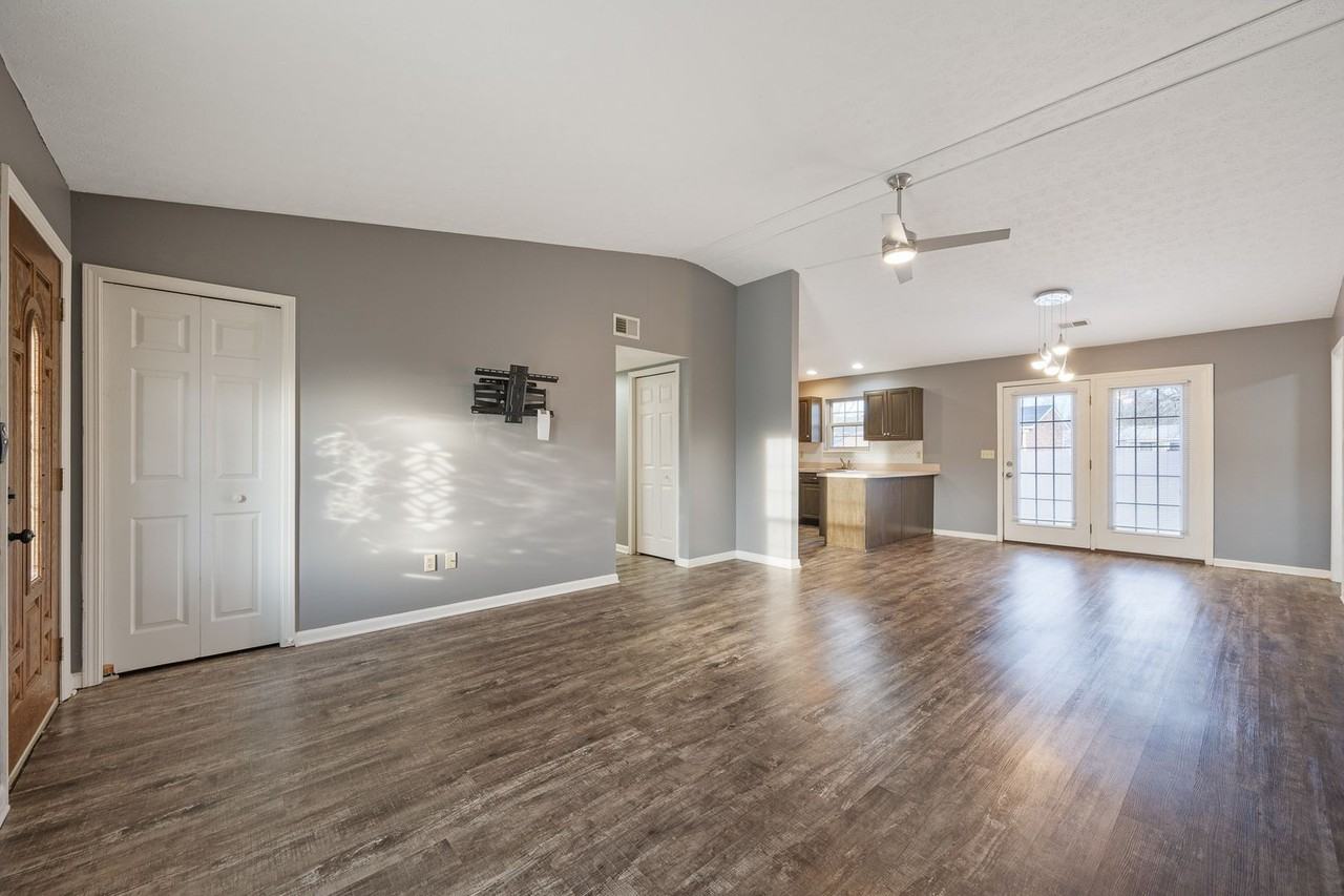 120 Hodge St - Photo 2 of 10