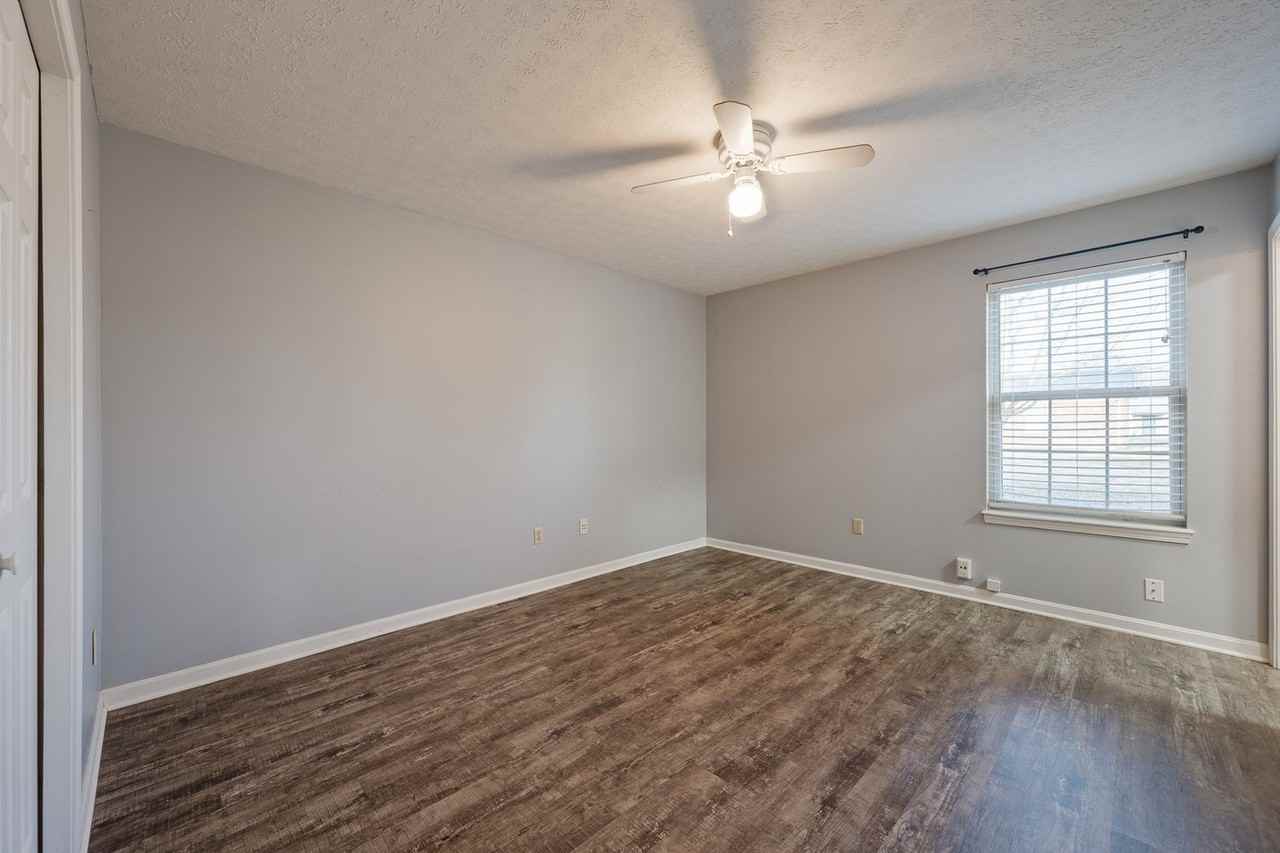 120 Hodge St - Photo 6 of 10