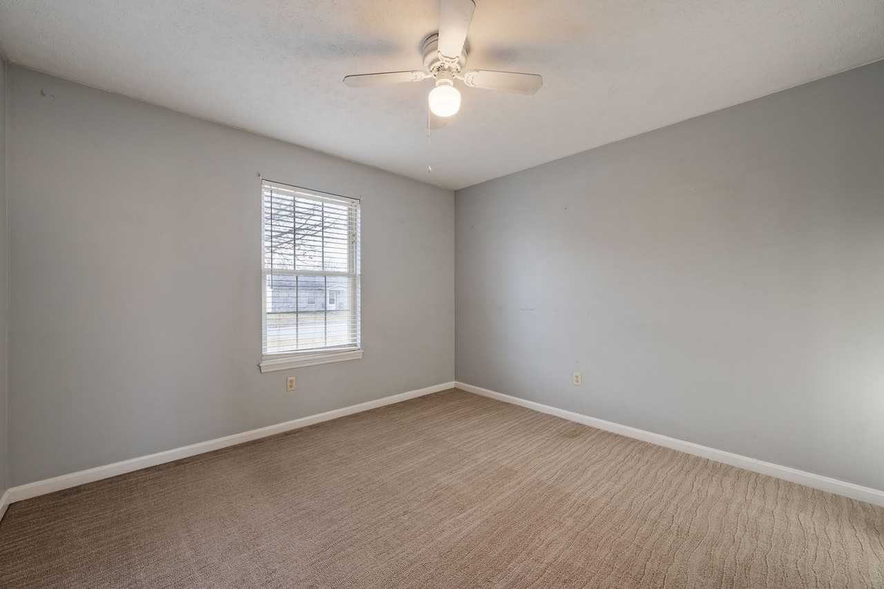 120 Hodge St - Photo 7 of 10