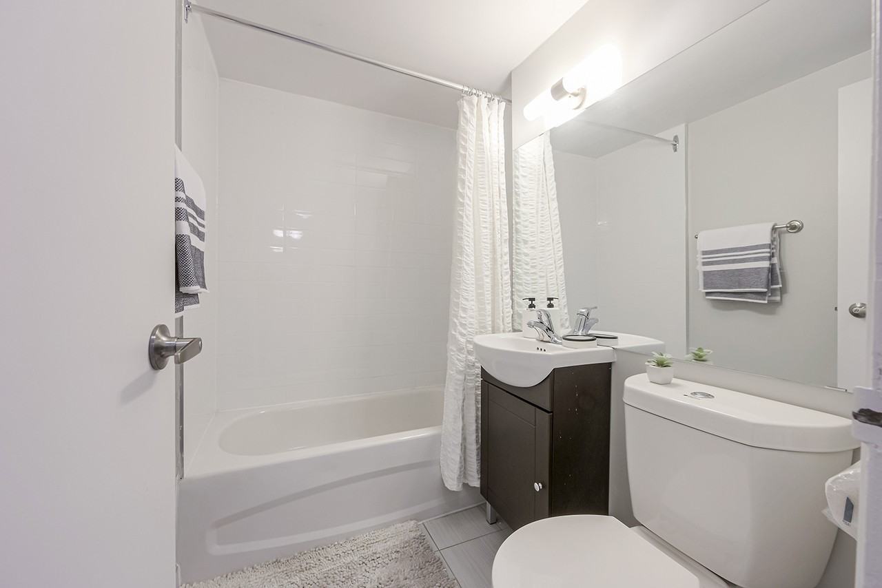 Lord Dufferin Apartments - Photo 7 of 50