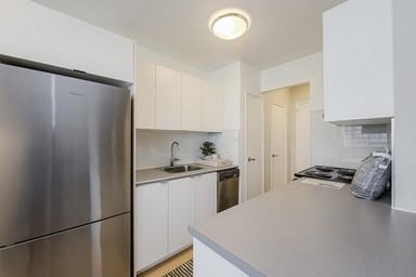 746 Midland Avenue - Photo 4 of 40