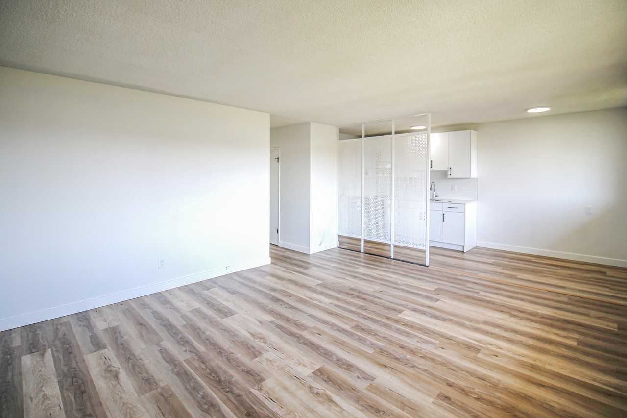 Royal Apartments - 3615 119th - Photo 6 of 24