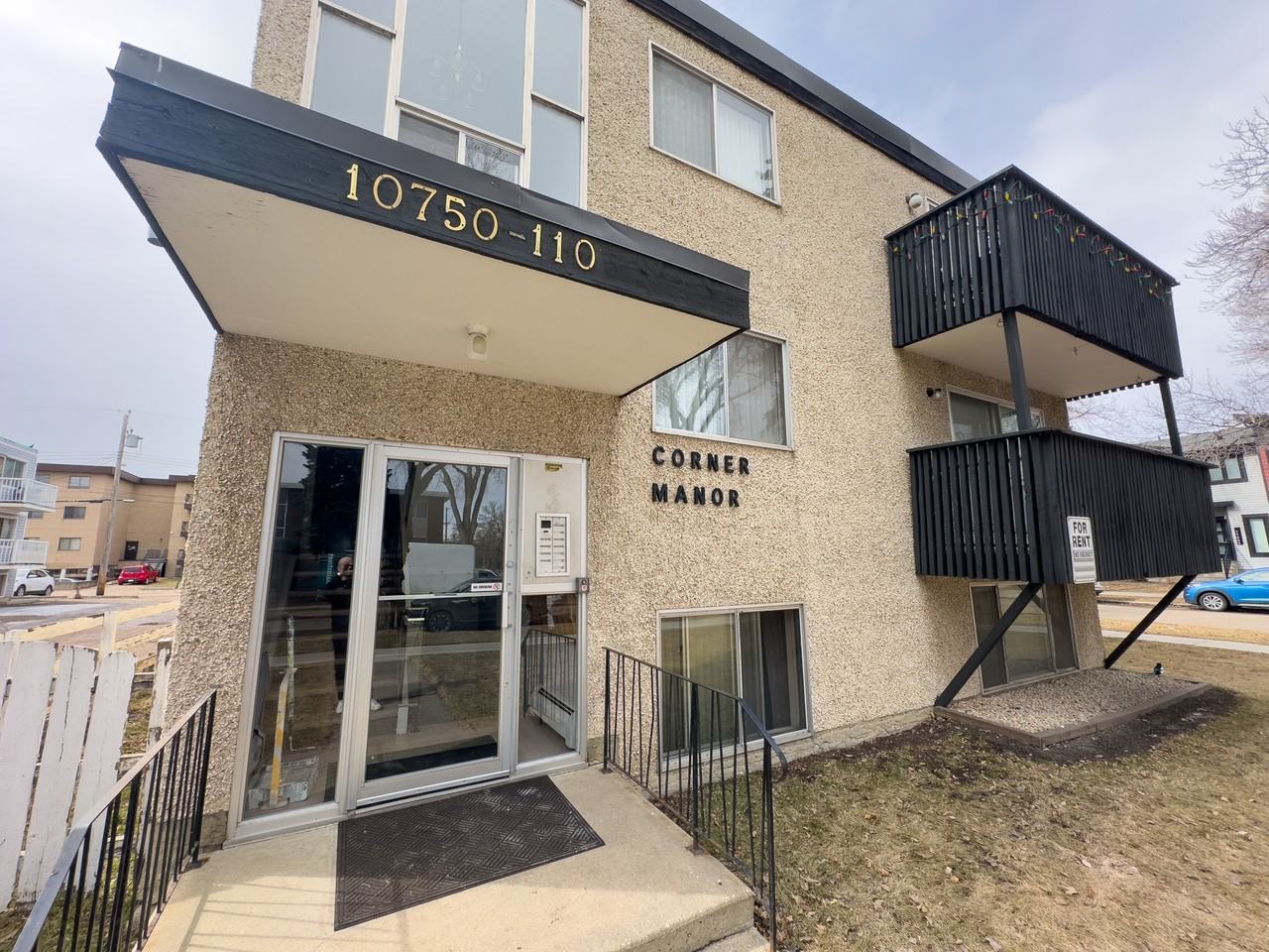 Corner Manor - 10750 110th - Photo 7 of 12