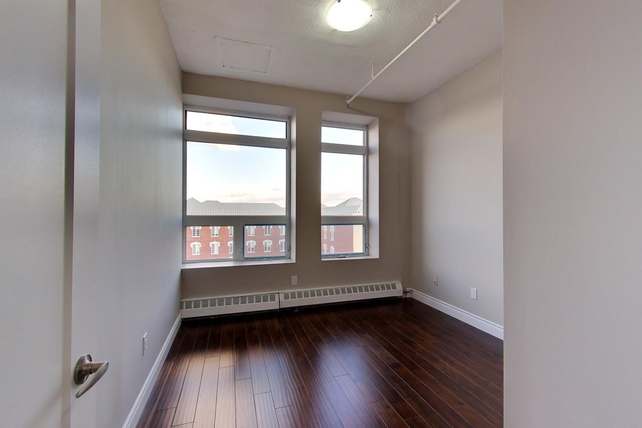 90 Colborne Street - Photo 6 of 13