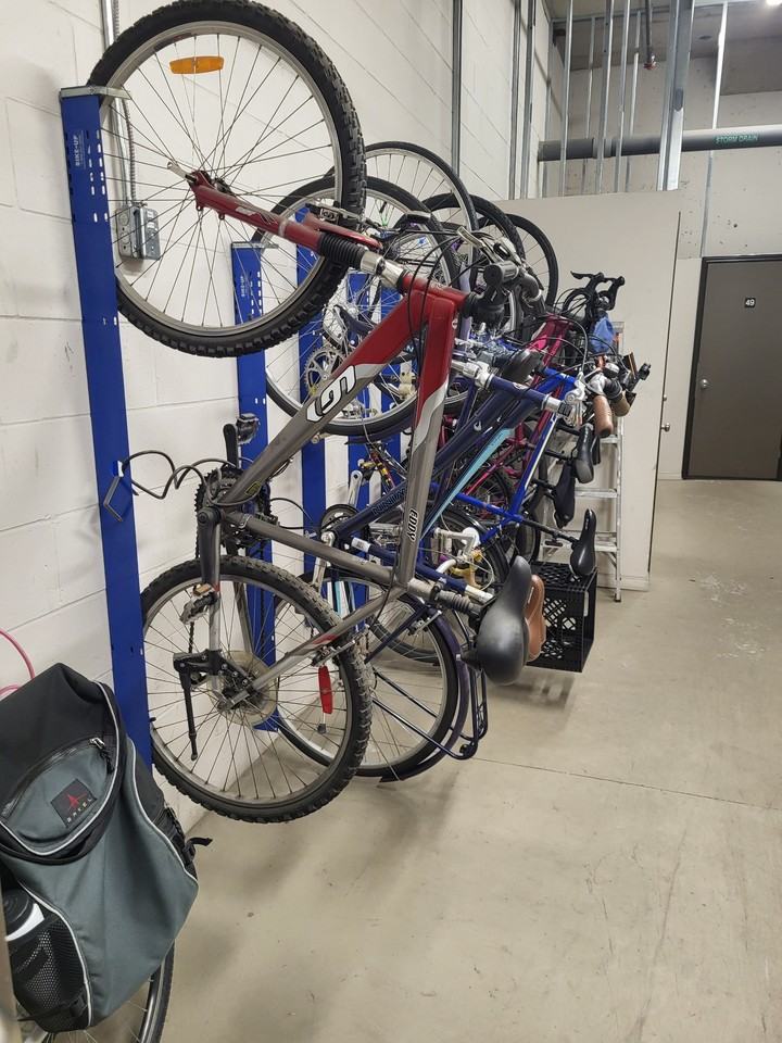 808 Bronson Ave. - Photo 7 of 9