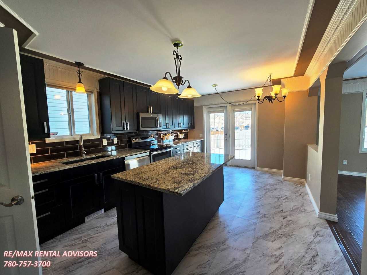 828 Klarvatten Close Nw - Photo 2 of 18