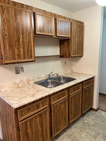 1 Bedroom Units in Clearview Meadows!! - Photo 3 of 8