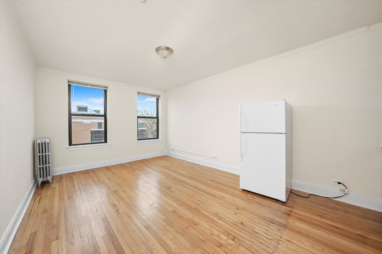 2715 NMA LLC - Photo 2 of 35