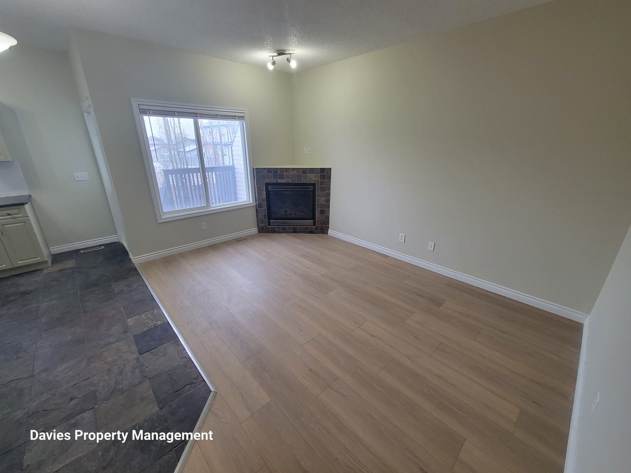 171 Brintnell Blvd Nw - Photo 4 of 31