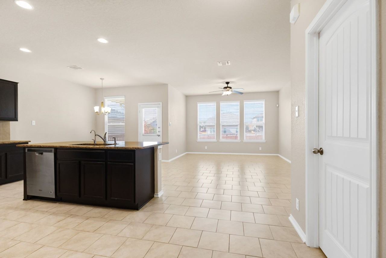 515 Sage Thrasher - Photo 6 of 25