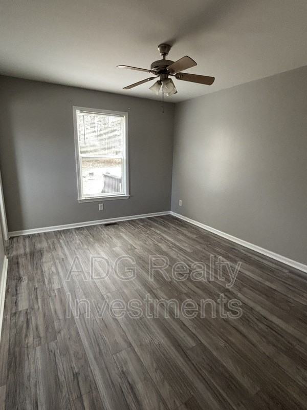 5605 Wrenn Dr - Photo 5 of 10