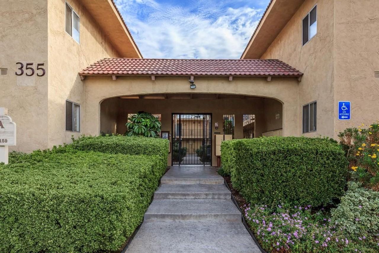 Casa Tierra Apartments - Photo 3 of 42