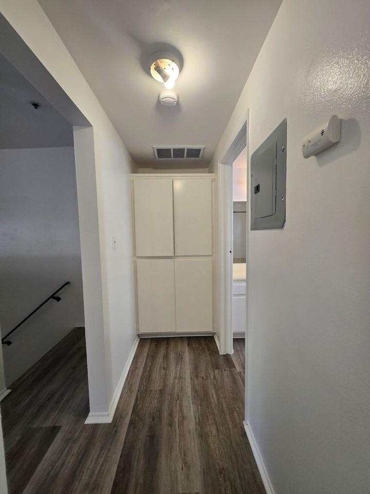 #245 - Photo 5 of 15