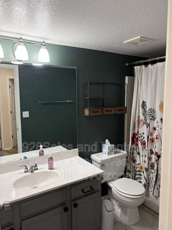 6142 N Christmas Tree Ln - Photo 6 of 17