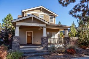 featured image of 1690 Nw Lepage Pl