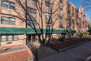 660 W Wrightwood Ave #506 - Photo 1 of 1