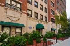 425 W Roscoe St #109 - Photo 1 of 1