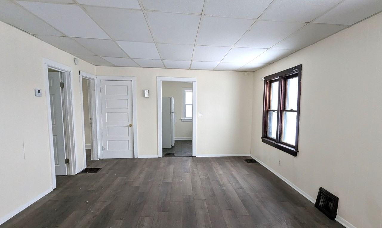 1715 Ray St - Photo 3 of 11