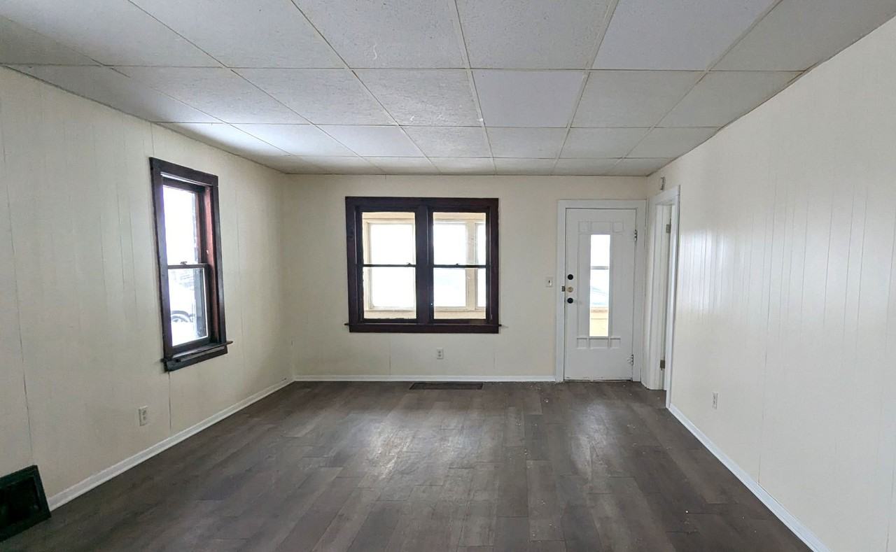 1715 Ray St - Photo 4 of 11