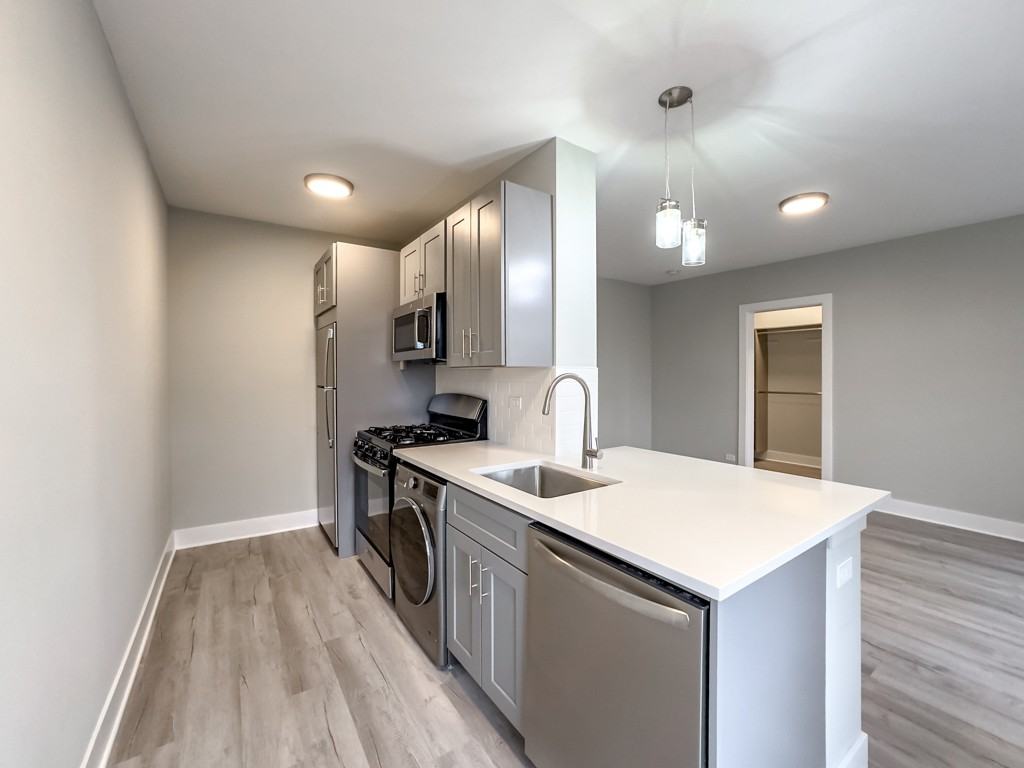 373 Hazel Ave #3C - Photo 2 of 21