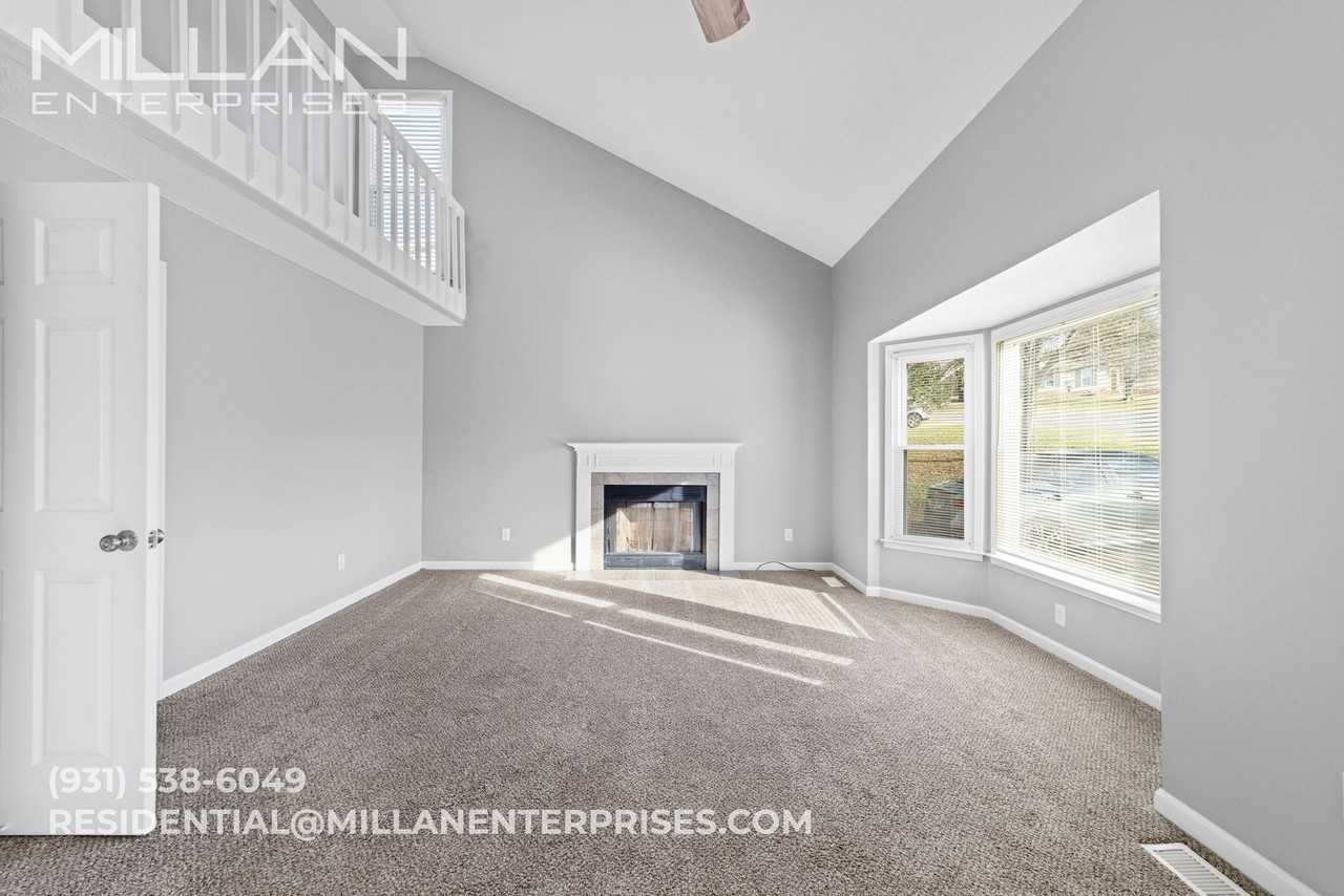 2211 Ladd Dr - Photo 2 of 33