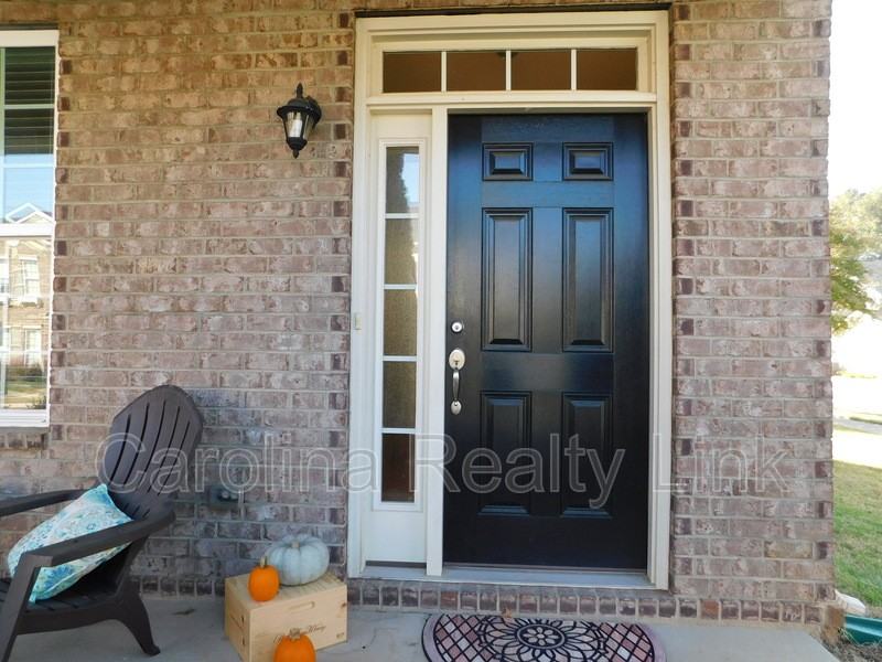 1244 Assembly St - Photo 2 of 45