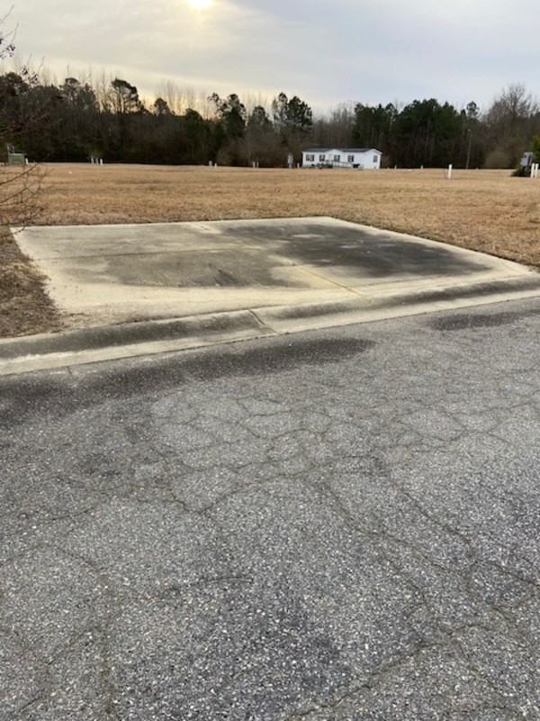 Carolyn Ct - Photo 3 of 3