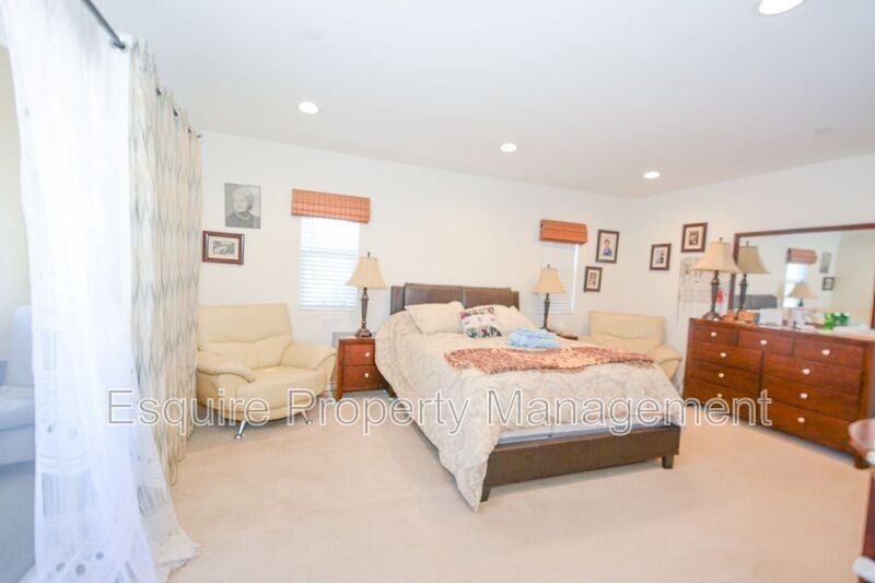 328 Newbury Vista Ln - Photo 4 of 11