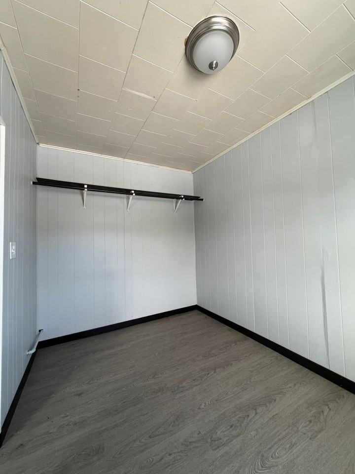 213 S 2nd Street - Photo 5 of 9