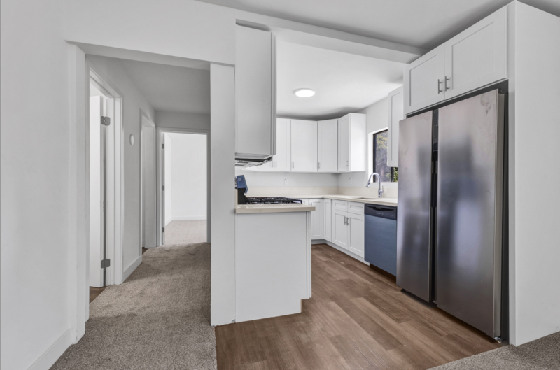 2627 San Marino St - Photo 3 of 21