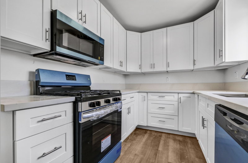 2627 San Marino St - Photo 4 of 21